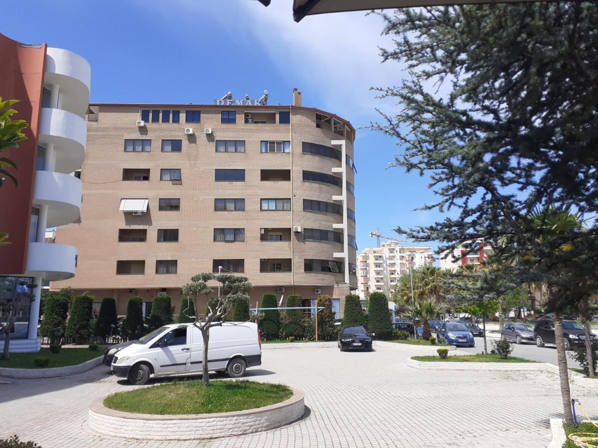 The * Vlorë